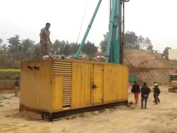 林口如何判断水冷式机油散热器密封件是否需要更换？
